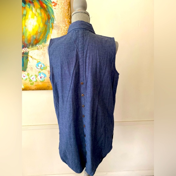 WD-NY💙BLUE💙 WOMEN SLEEVELESS TOP SIZE LARGE 🌟EUC🌟 - Picture 6 of 10